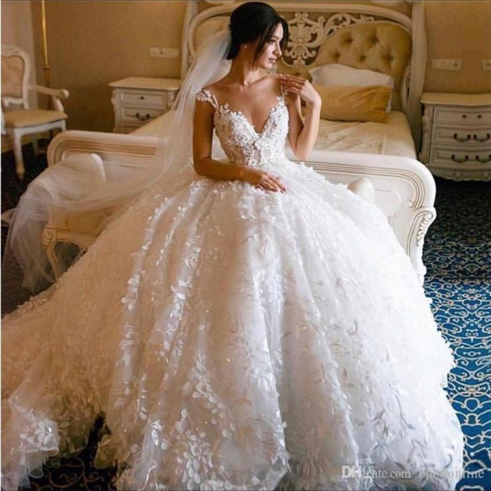 Wedding dress